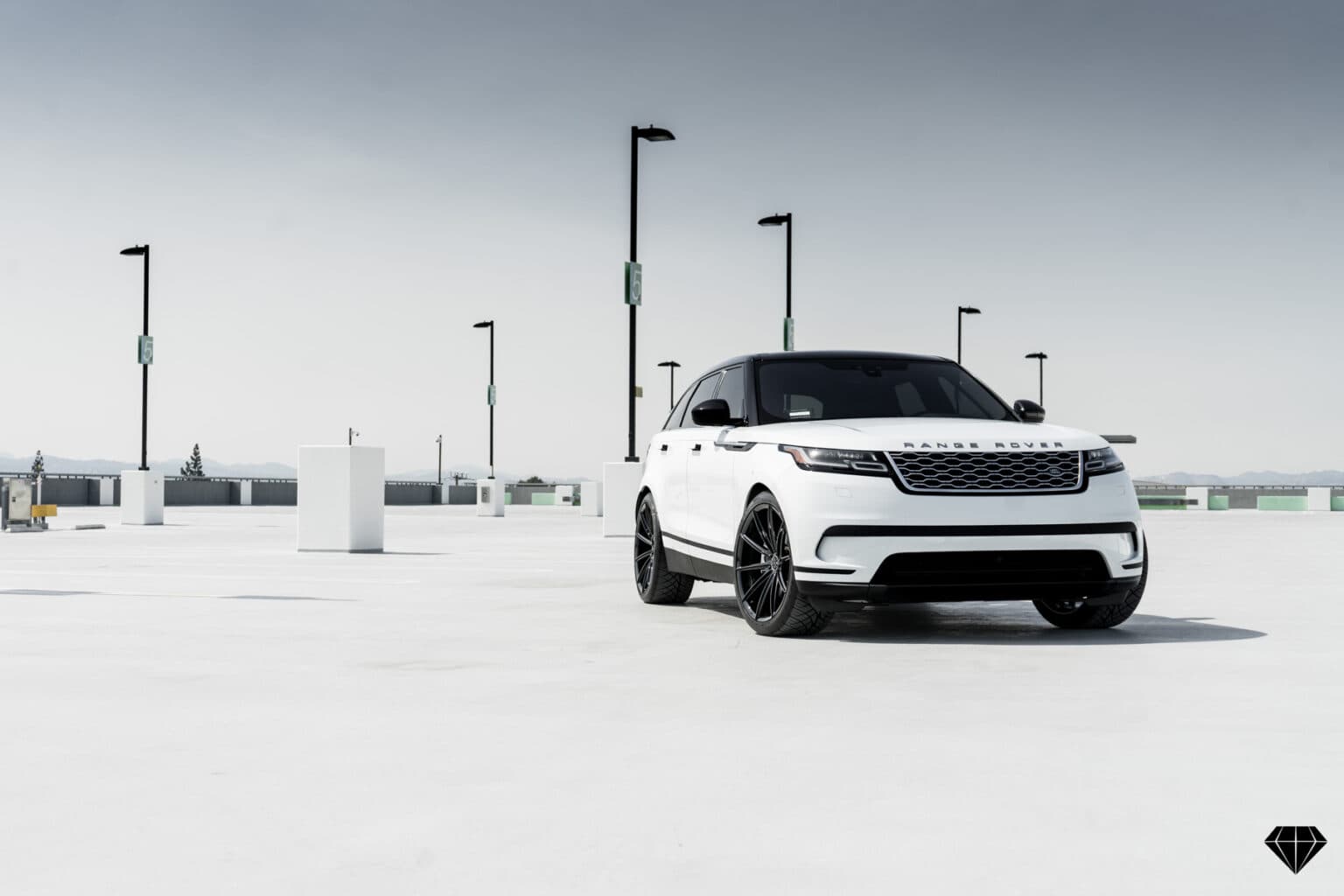2018 Range Rover Velar — wheels, front view