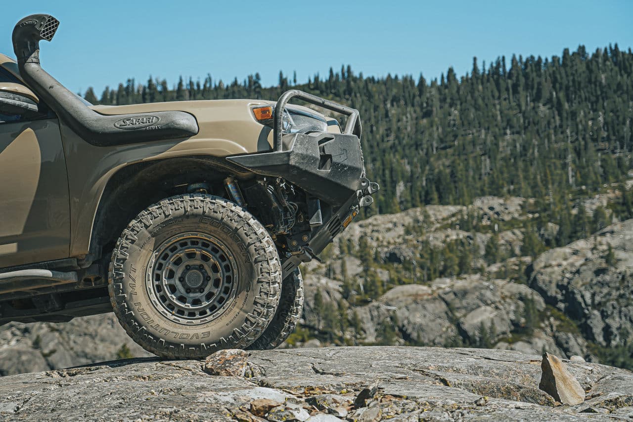 Side profile of 2018 Toyota 4Runner with truck suv wheels