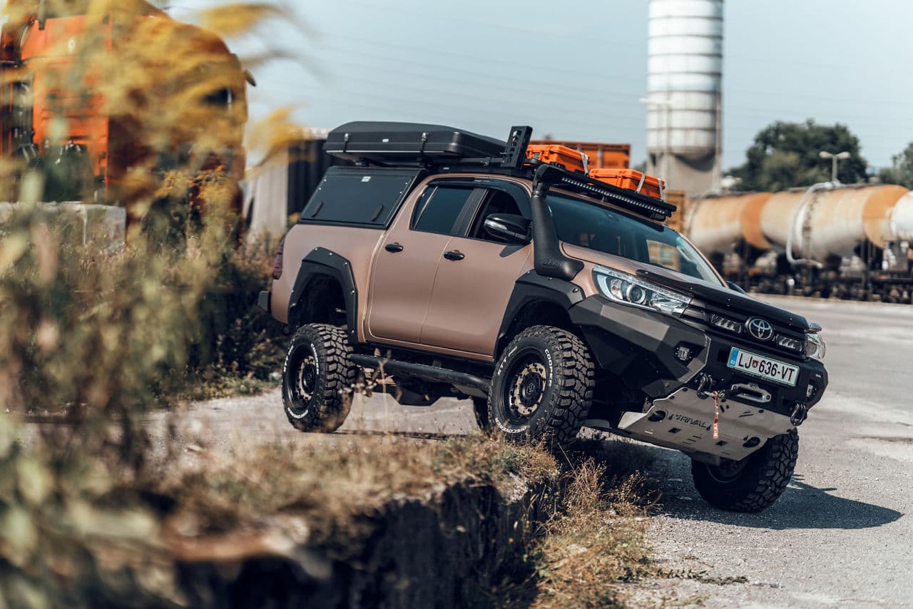 Detail view of 2018 Toyota Hilux with truck suv wheels