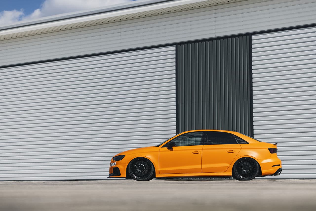 Side profile of 2019 Audi RS3 with wheels