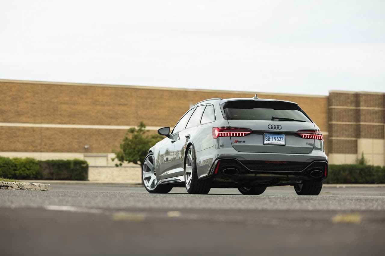 Detail view of 2019 Audi RS6 with wheels