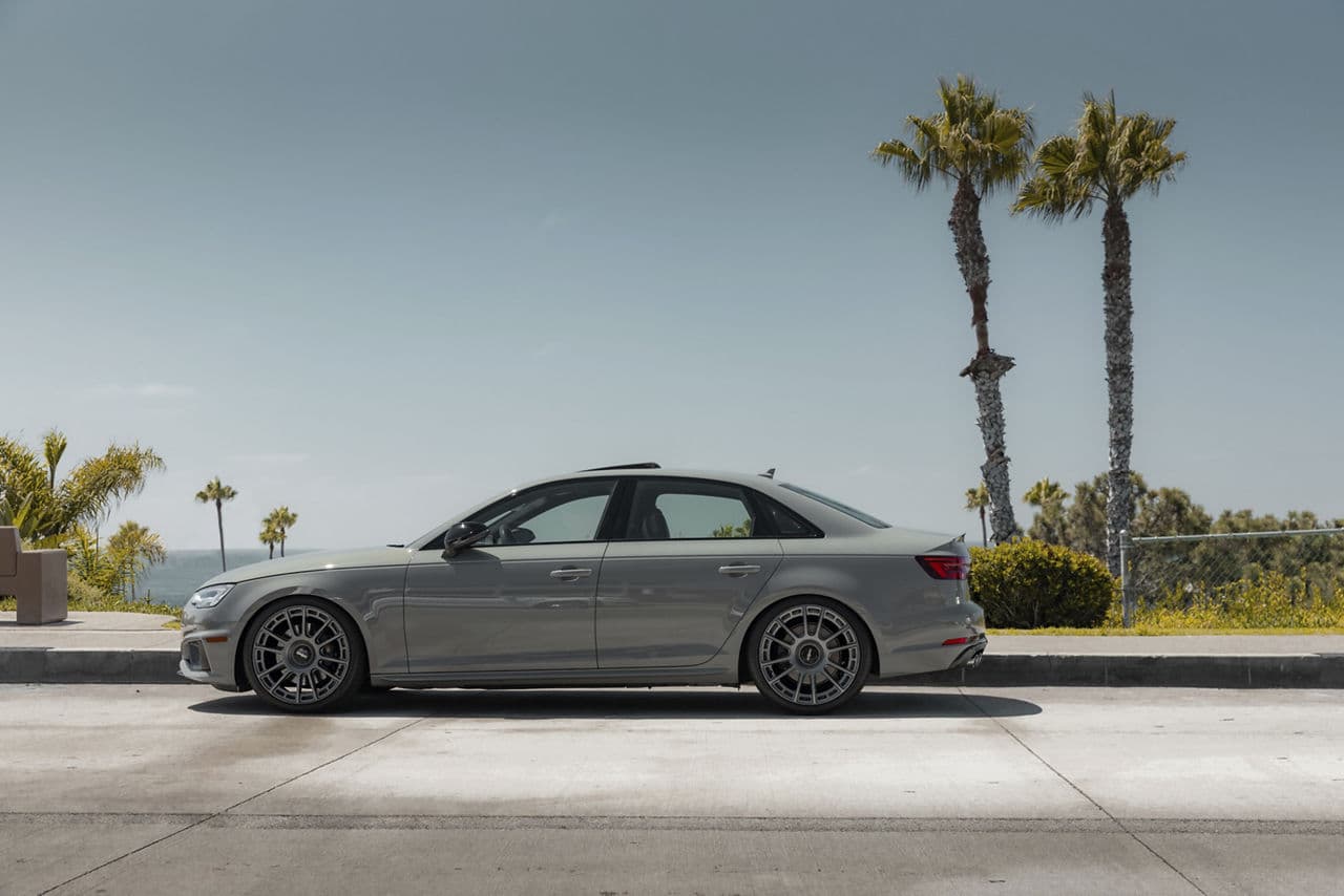 Side profile of 2019 Audi S4 with wheels