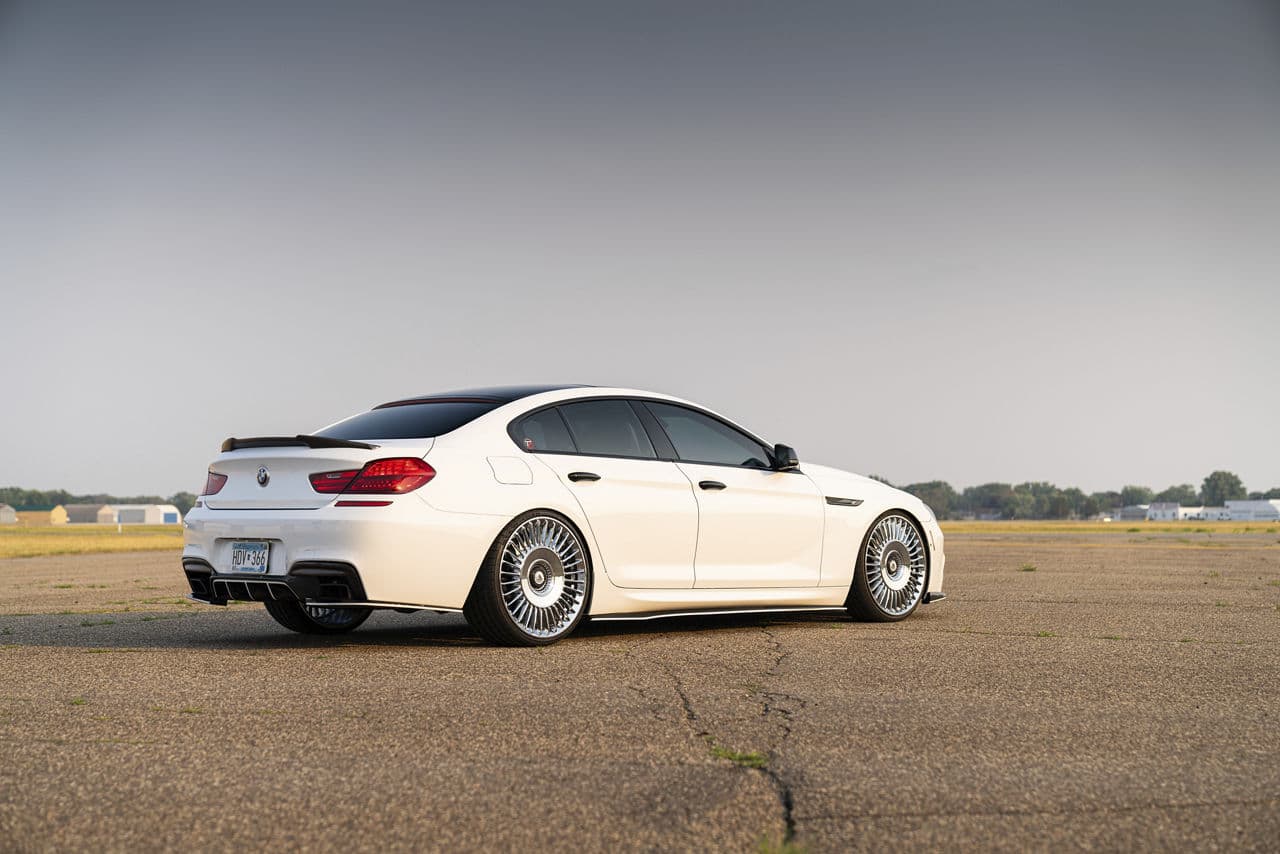 Front view of 2019 BMW 650i with wheels