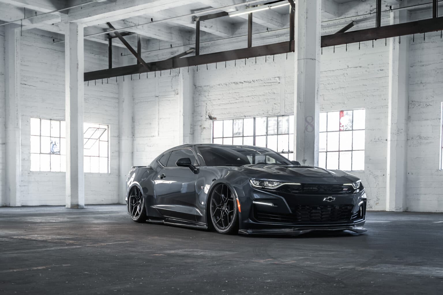 2019 Chevrolet Camaro SS — truck suv wheels, front view