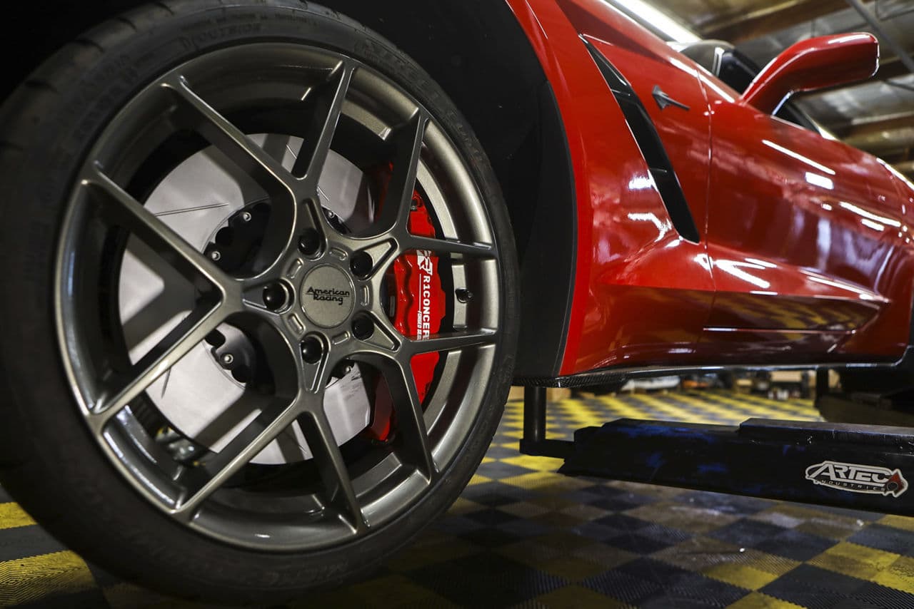 Side profile of 2019 Chevrolet Corvette Stingray with wheels