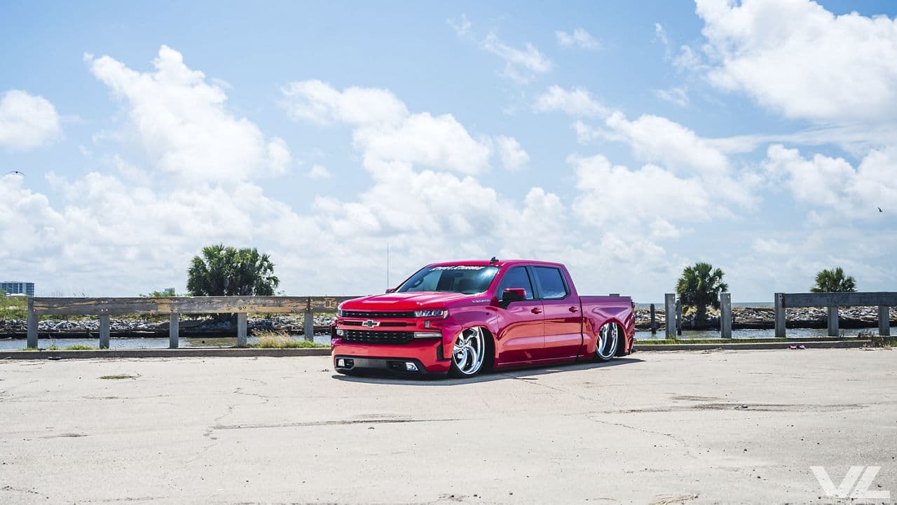 Rear view of 2019 Chevrolet Silverado with wheels