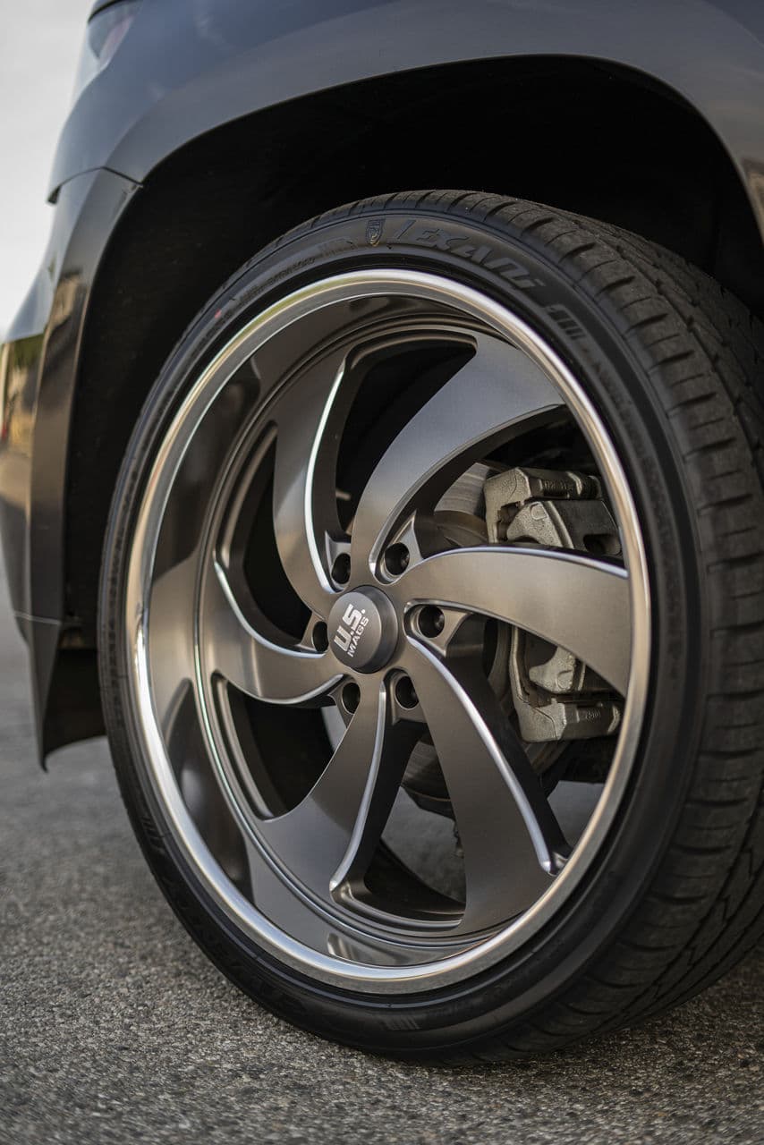 Detail view of 2019 Chevrolet Suburban with wheels