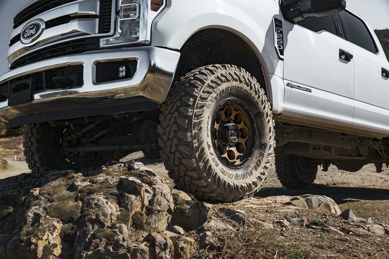 Detail view of 2019 Ford F250 with truck suv wheels