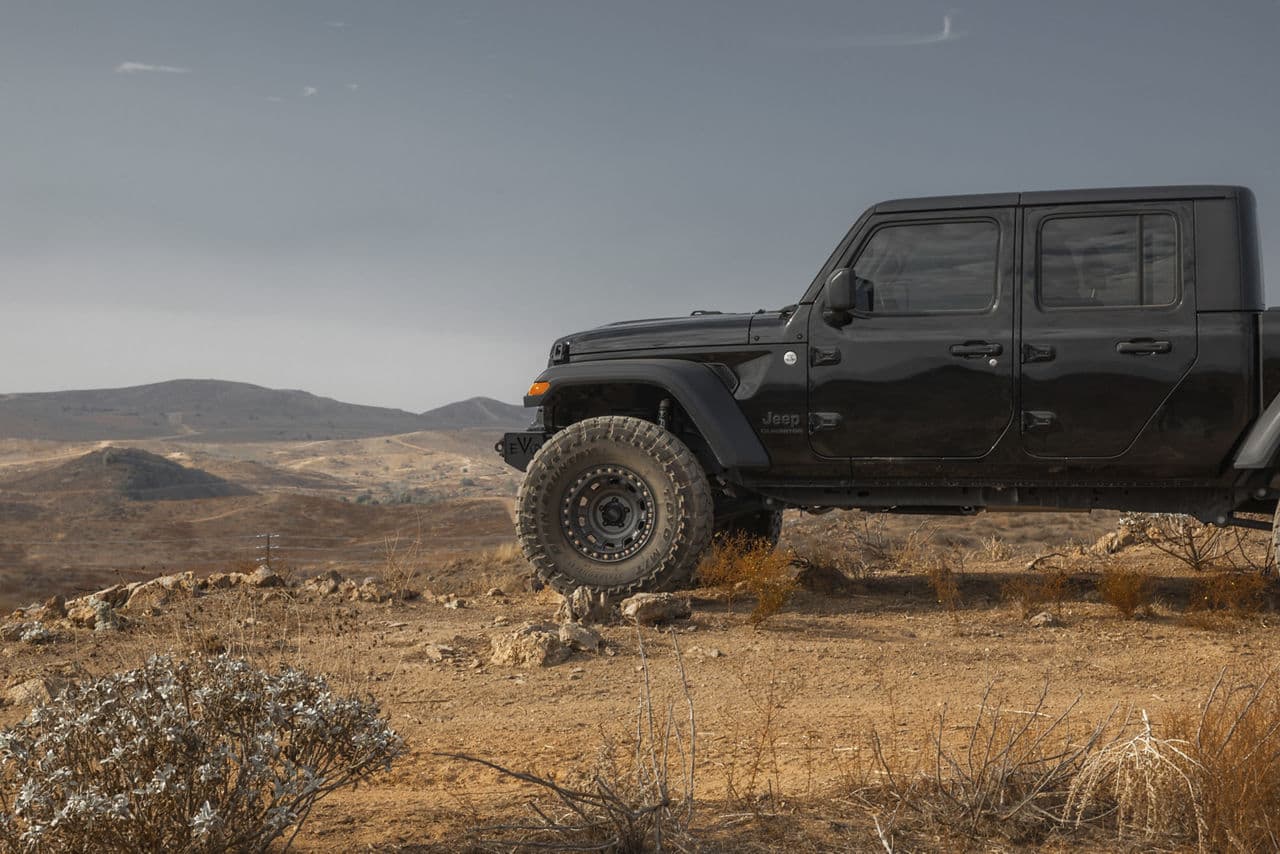 Rear view of 2019 Jeep Gladiator with wheels