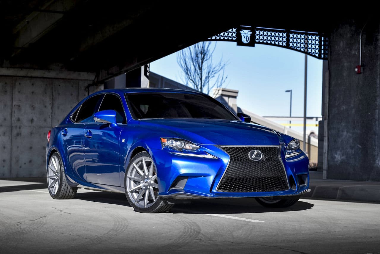 Rear view of 2019 Lexus IS with wheels