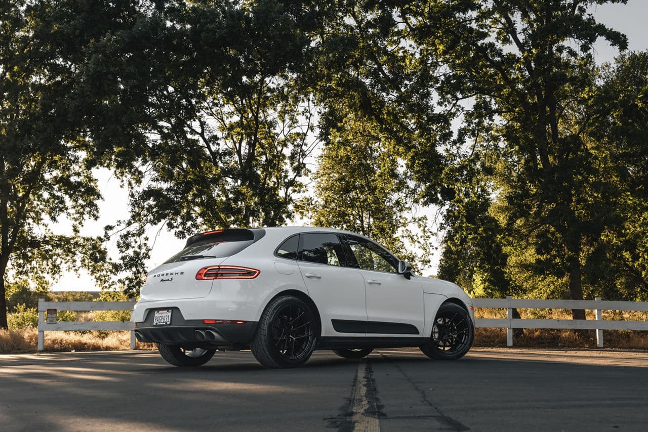 Side profile of 2019 Porsche Macan with wheels