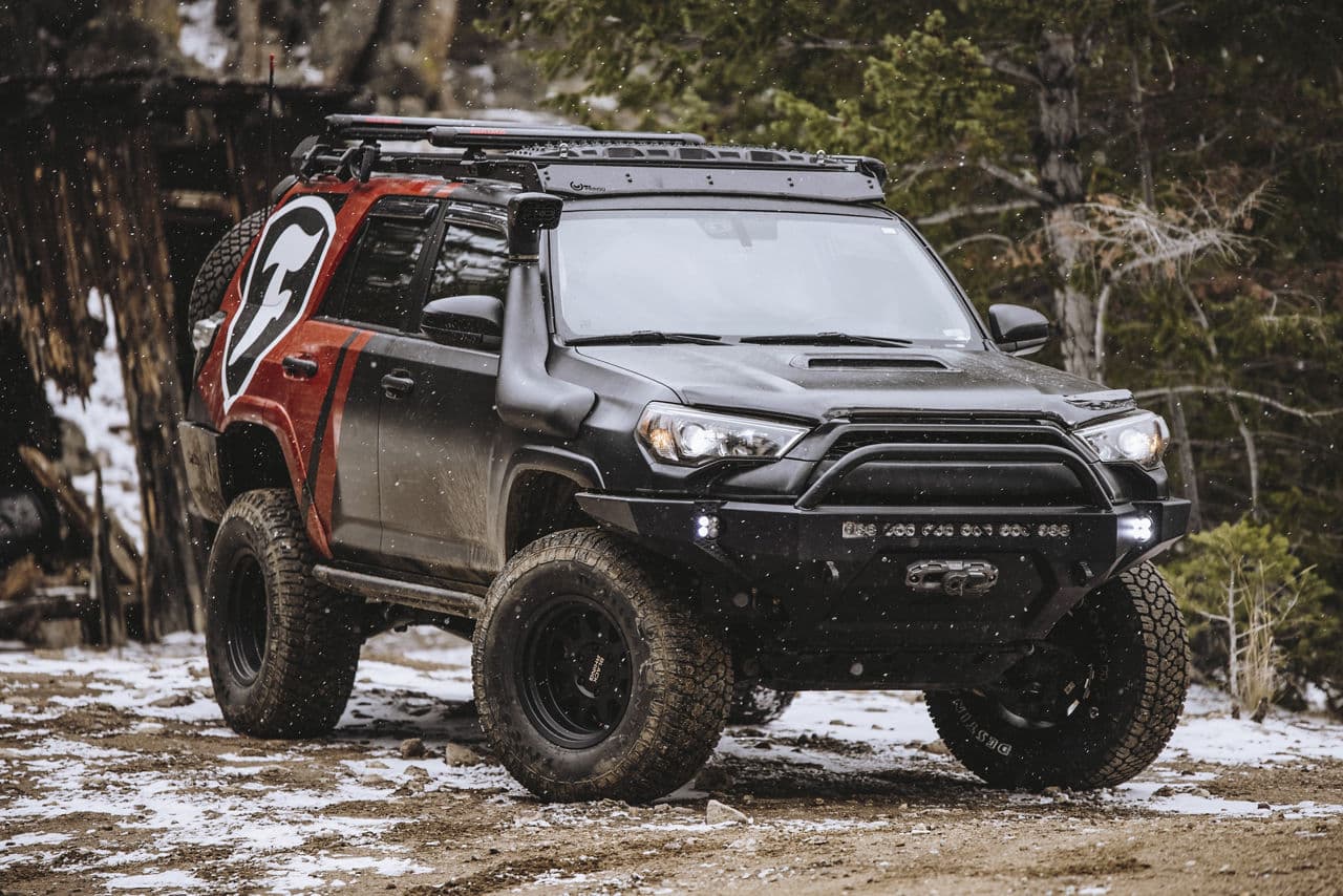 Detail view of 2019 Toyota 4Runner with truck suv wheels
