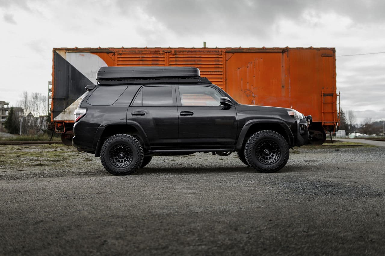 Rear view of 2019 Toyota 4Runner with wheels
