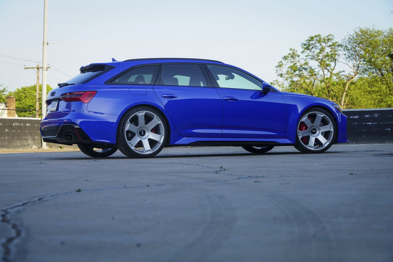 Front view of 2020 Audi RS6 with wheels