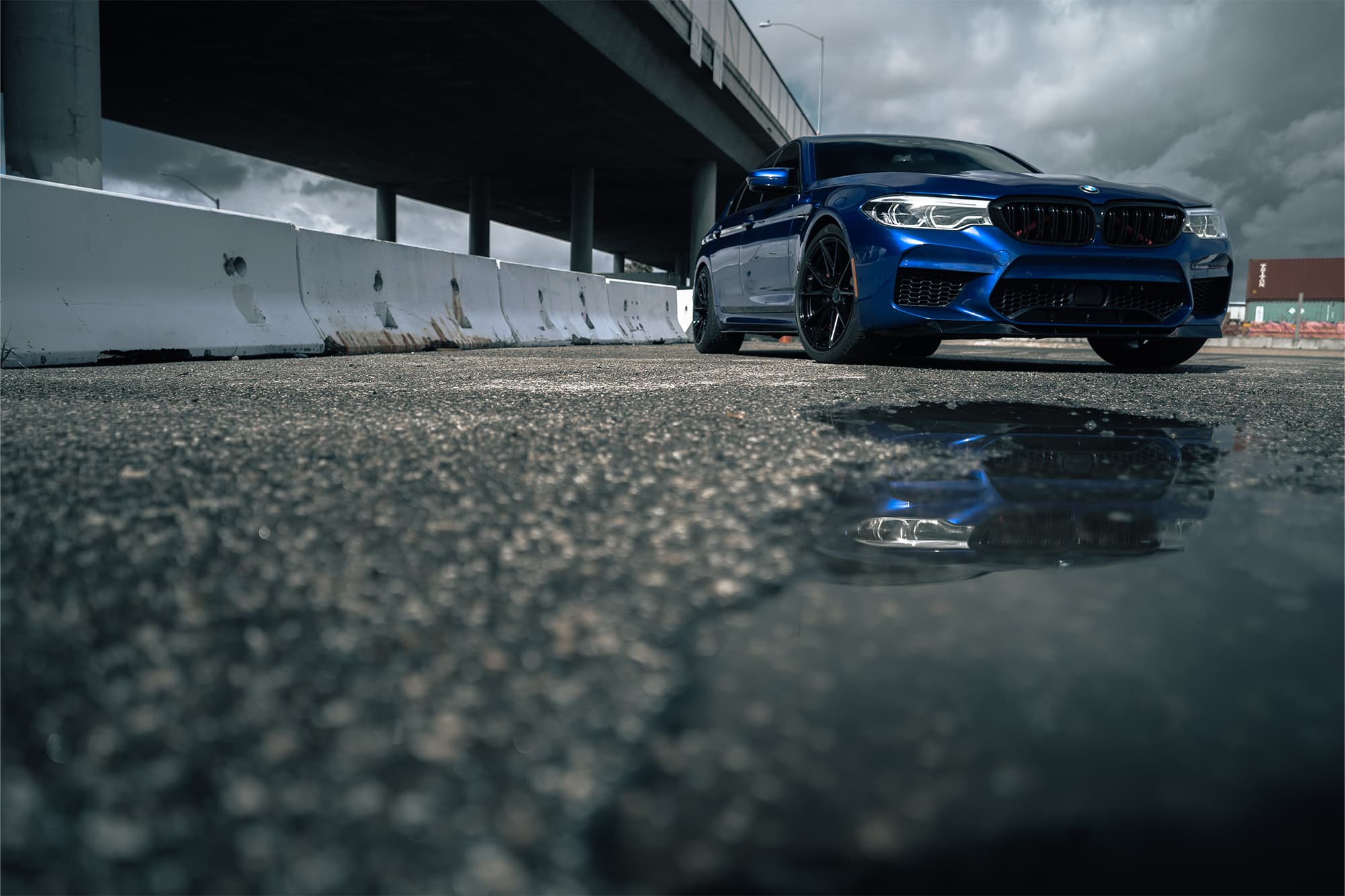 2020 BMW M5 — wheels, rear view