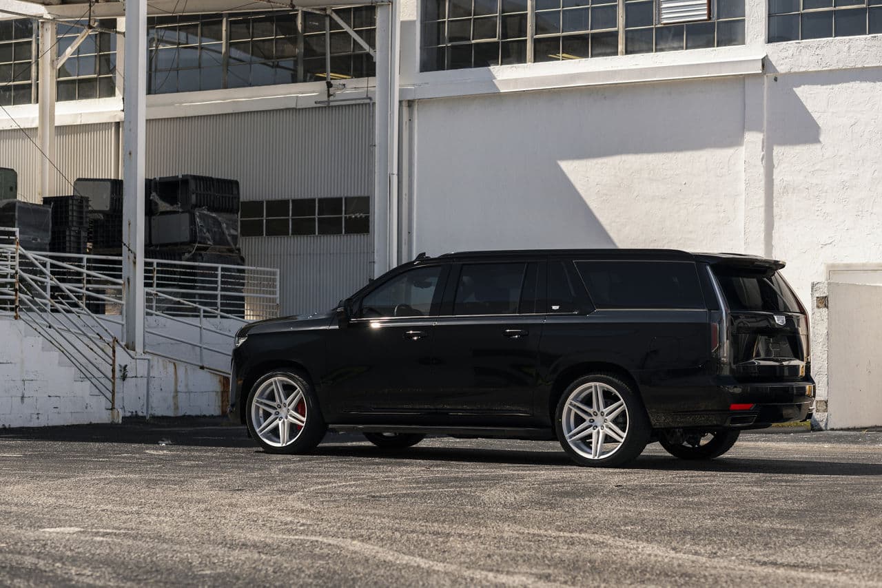 Detail view of 2020 Cadillac Escalade with wheels