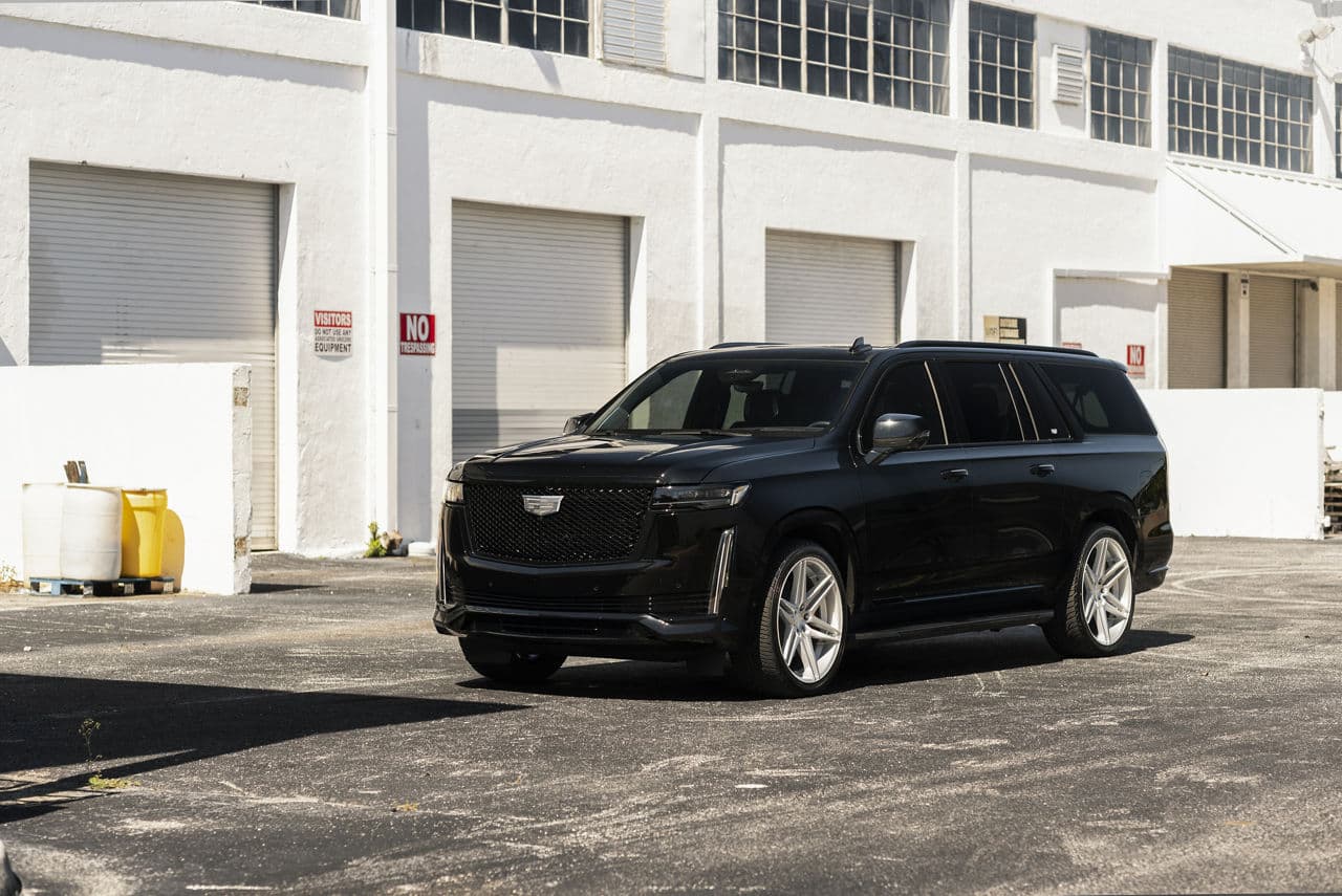 Front view of 2020 Cadillac Escalade with wheels