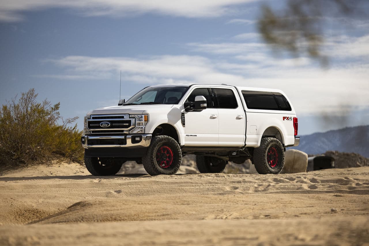 Front view of 2020 Ford F250 Lariat with wheels