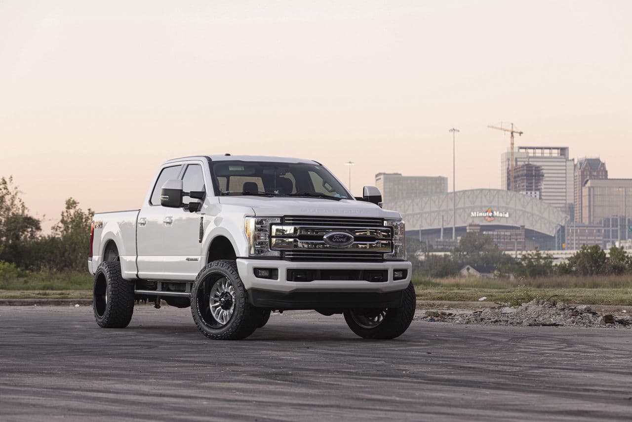 Front view of 2020 Ford F250 with wheels