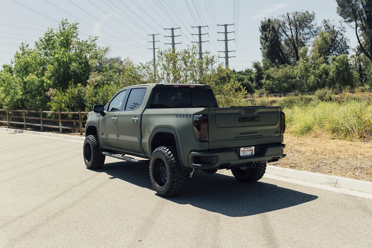 Front view of 2020 GMC Sierra Denali with wheels