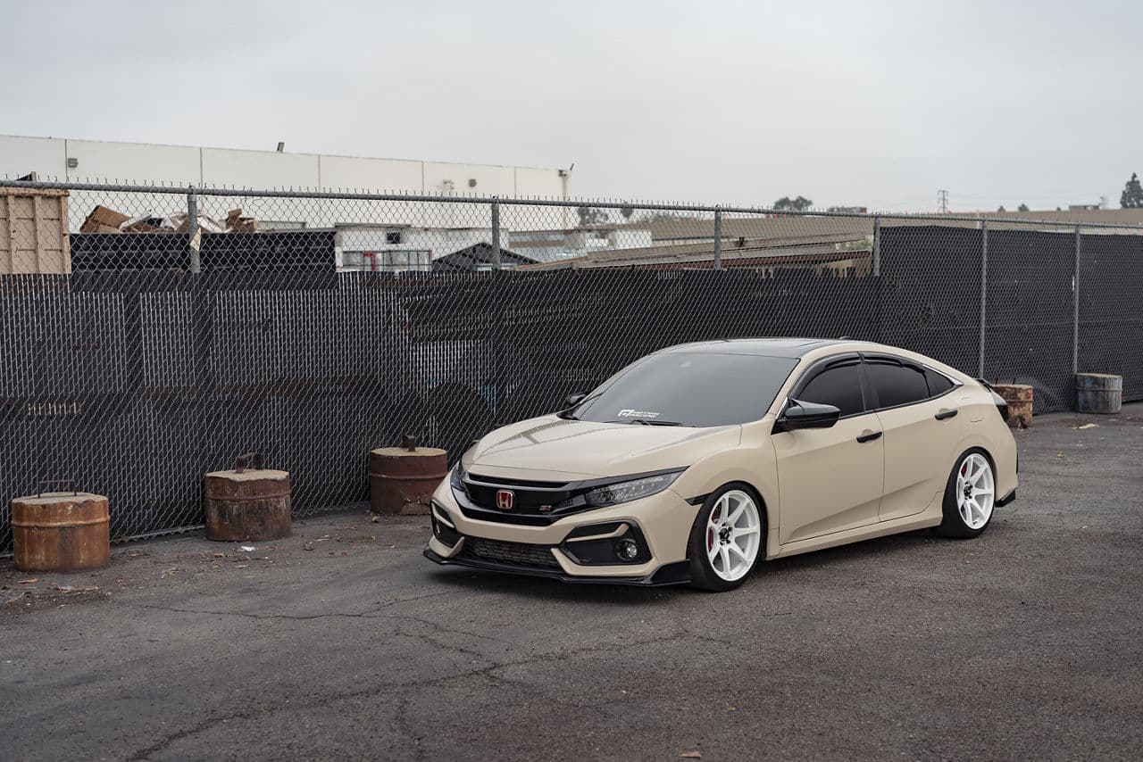 Rear view of 2020 Honda Civic with wheels