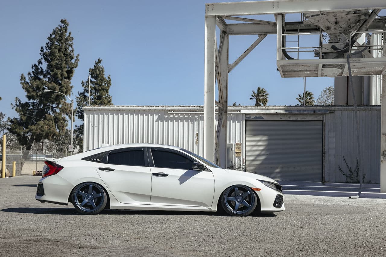 Detail view of 2020 Honda Civic with wheels