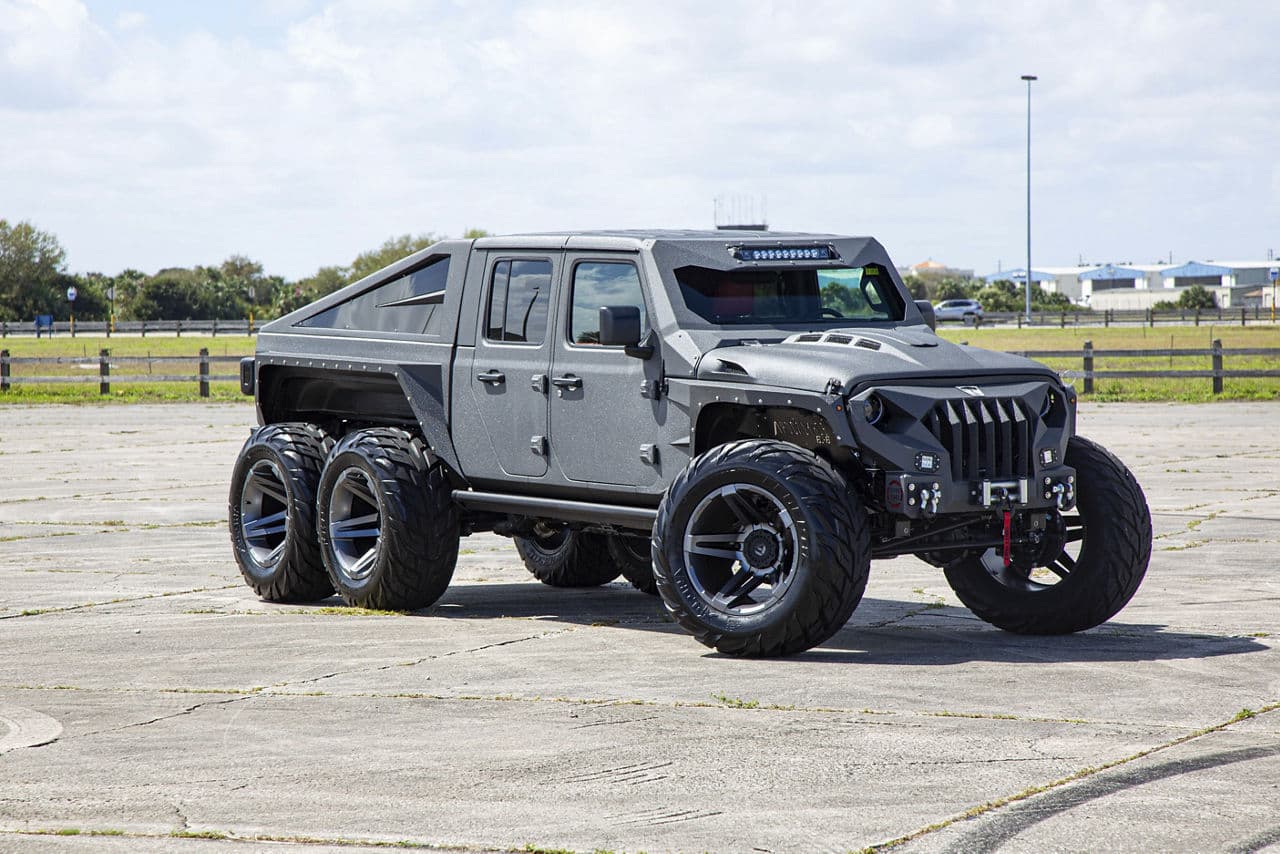 Front view of 2020 Jeep Gladiator 6x6 with wheels
