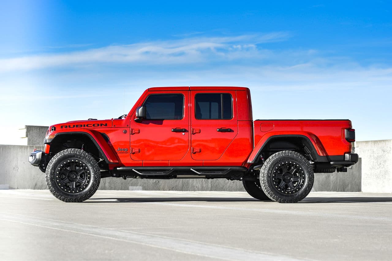 Rear view of 2020 Jeep Gladiator with truck suv wheels