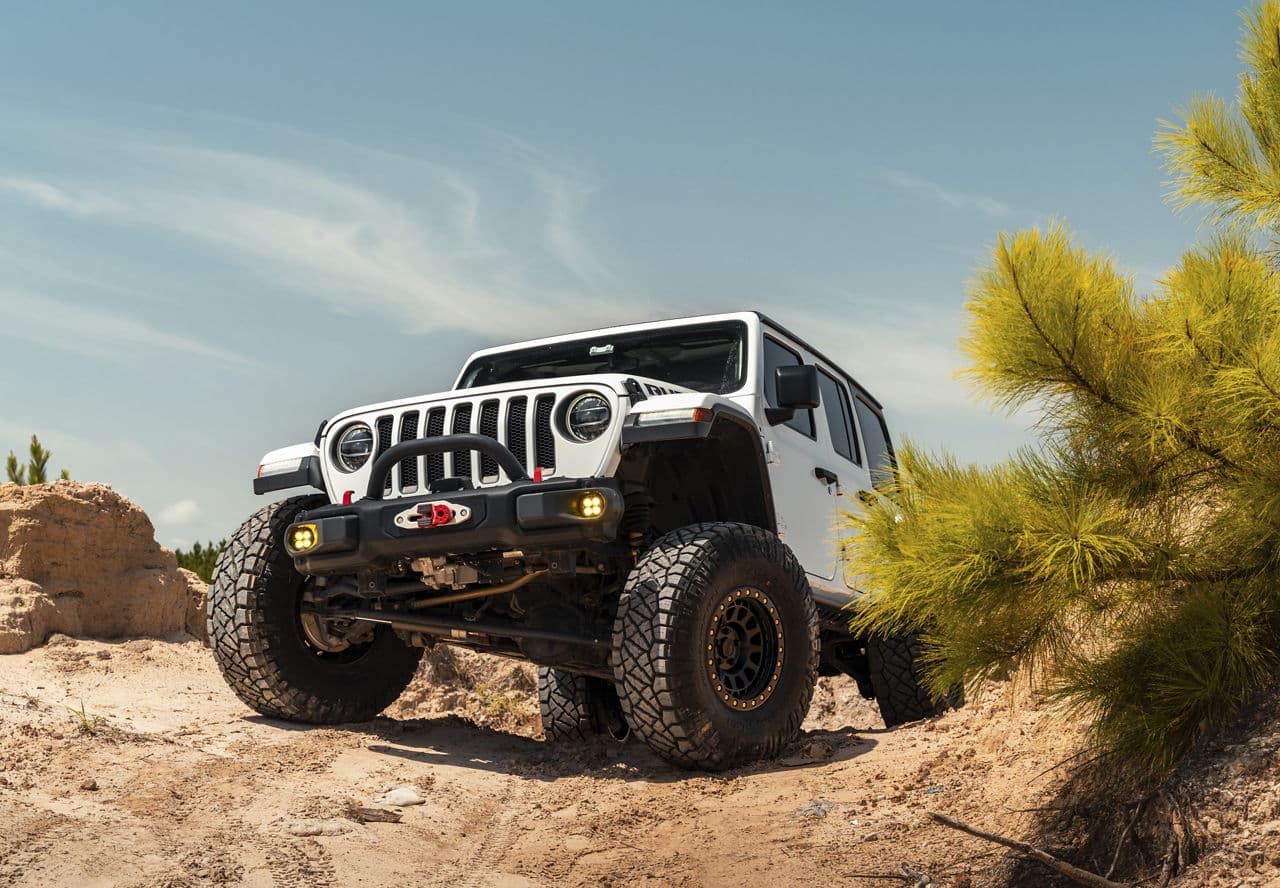 Front view of 2020 Jeep Wrangler with wheels
