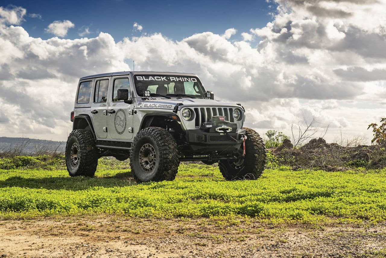 Front view of 2020 Jeep Wrangler with wheels