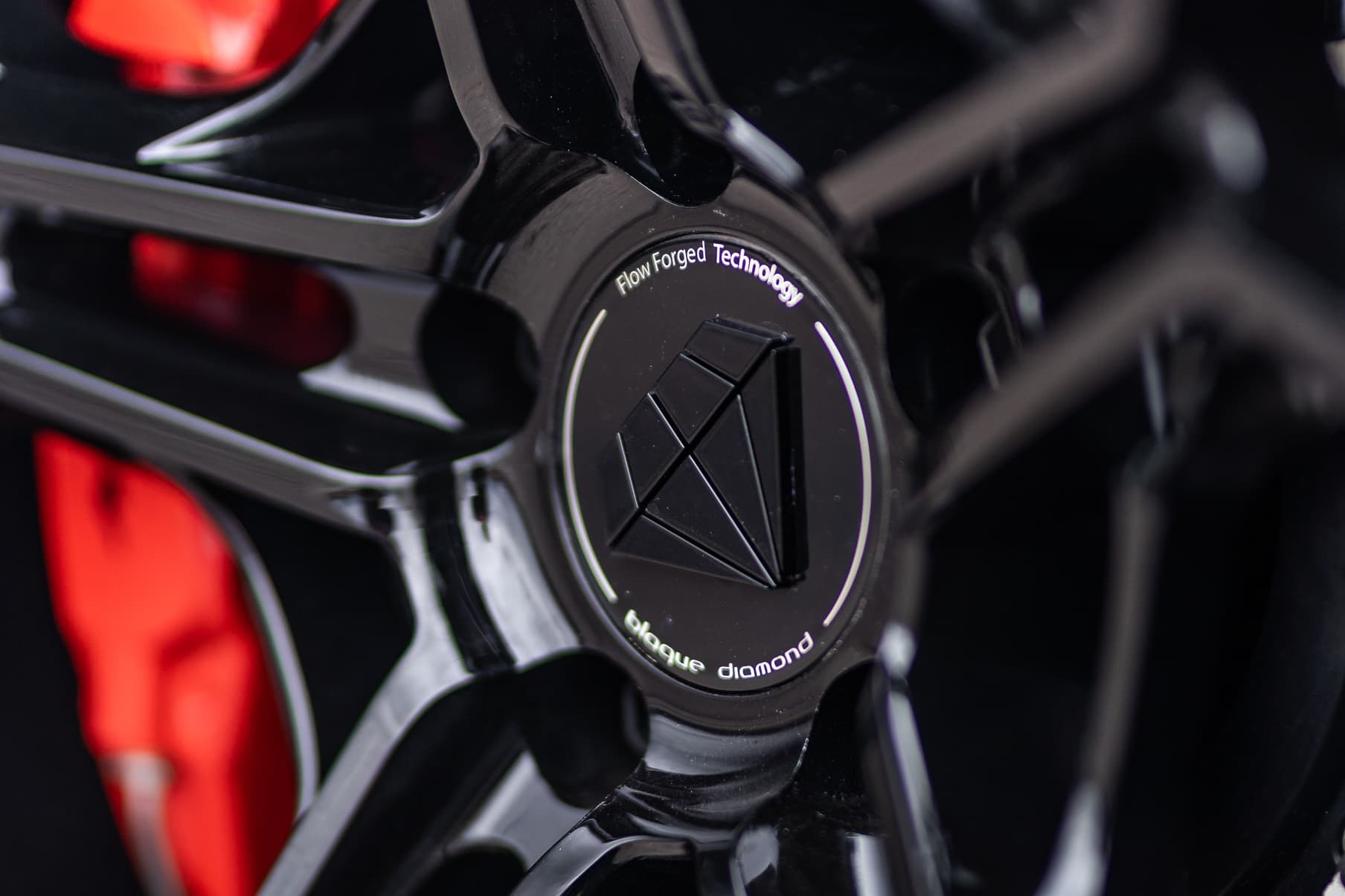 2020 McLaren 570S — wheels, side profile
