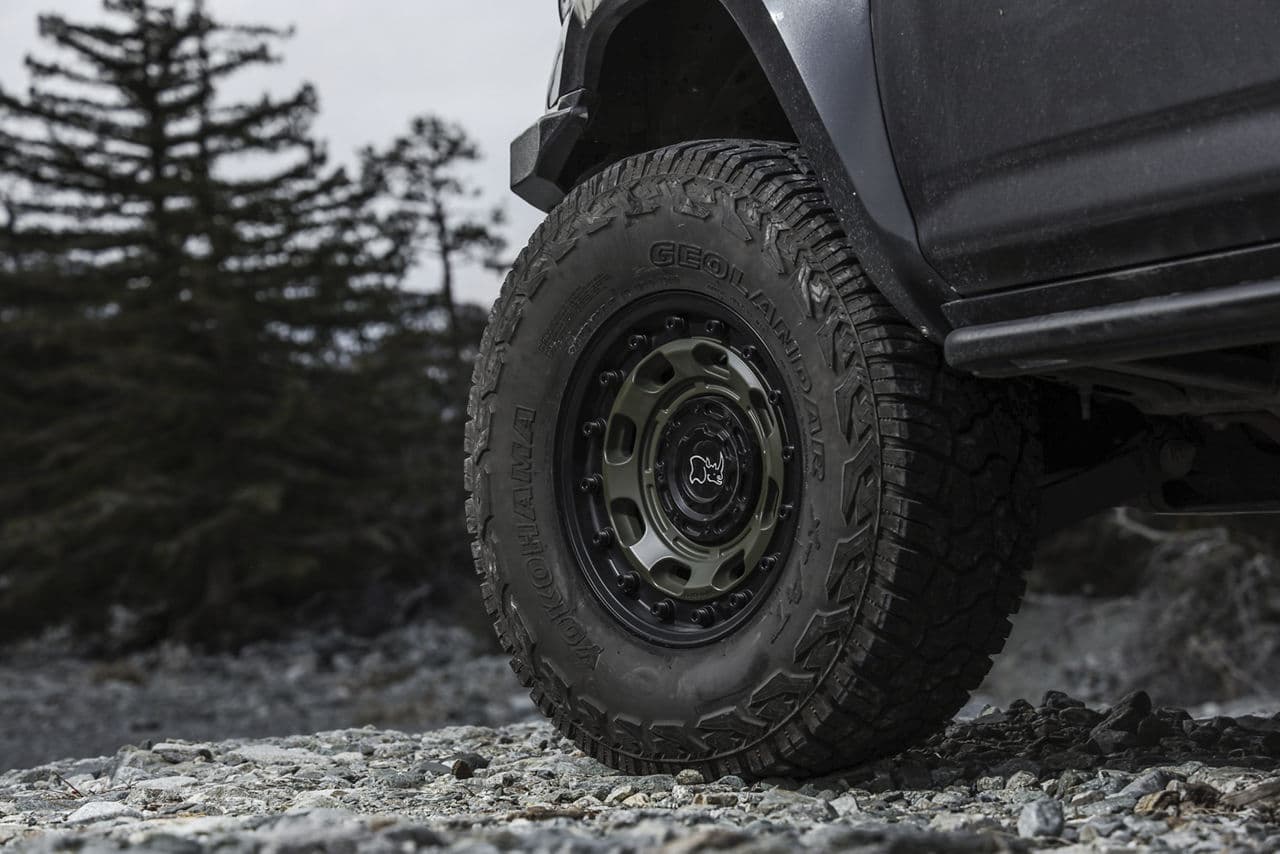 Side profile of 2020 Toyota 4Runner with truck suv wheels