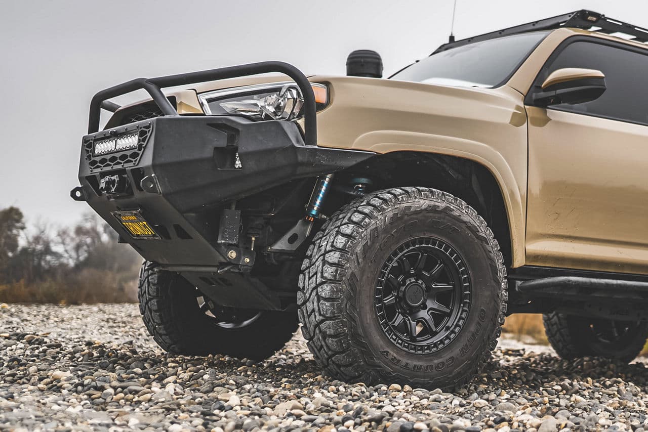 Side profile of 2020 Toyota 4Runner with wheels