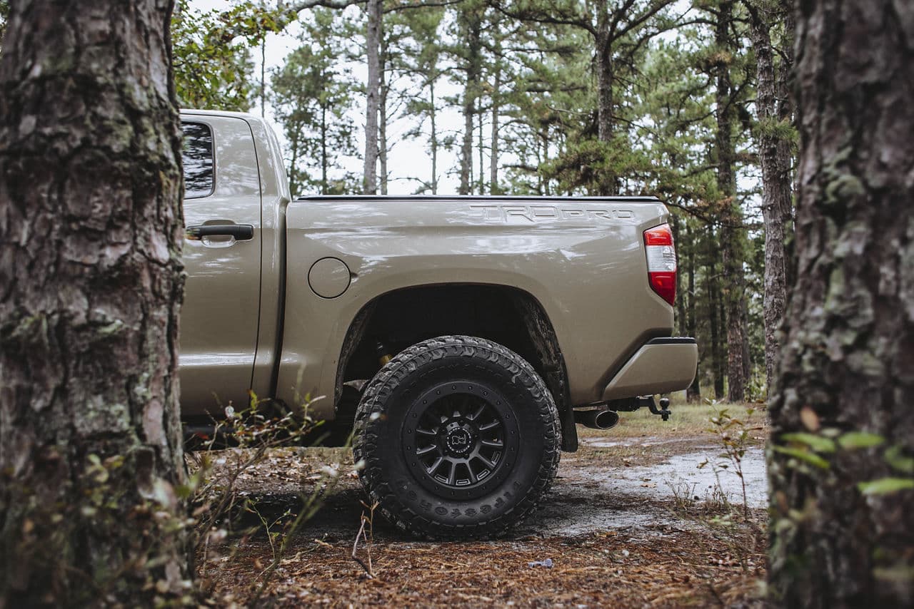 Side profile of 2020 Toyota Tundra with wheels