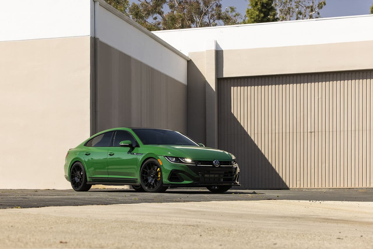 Front view of 2020 Volkswagen Arteon with tuner wheels