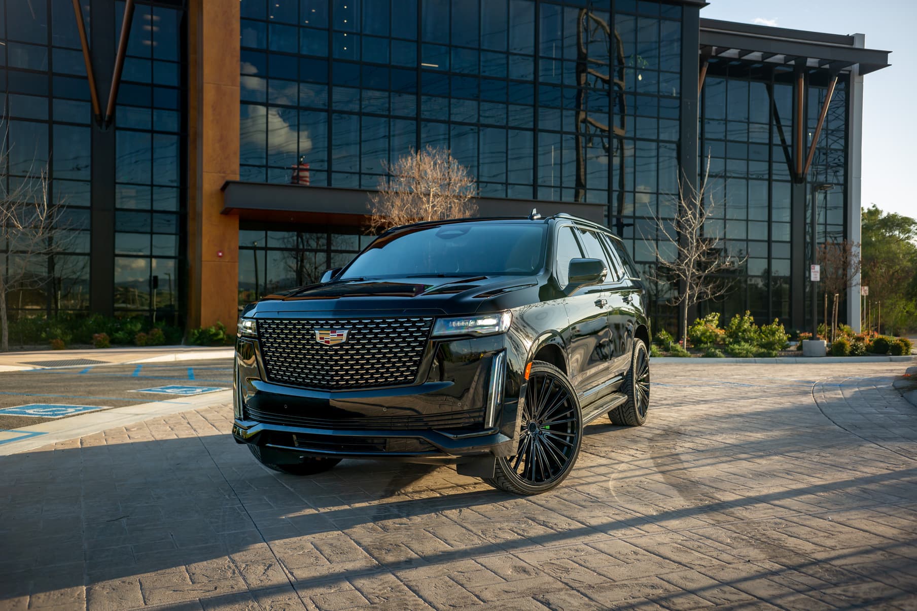 2021 Cadillac Escalade — wheels, front view