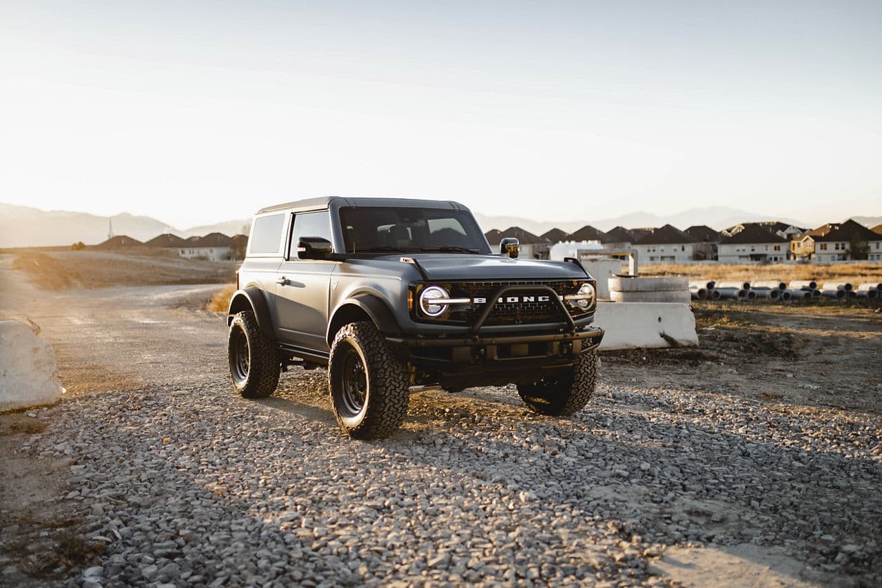 Front view of 2021 Ford Bronco with truck suv wheels