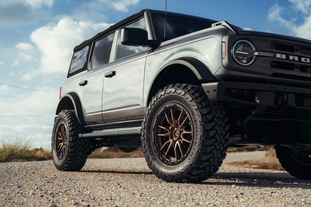 Side profile of 2021 Ford Bronco with truck suv wheels