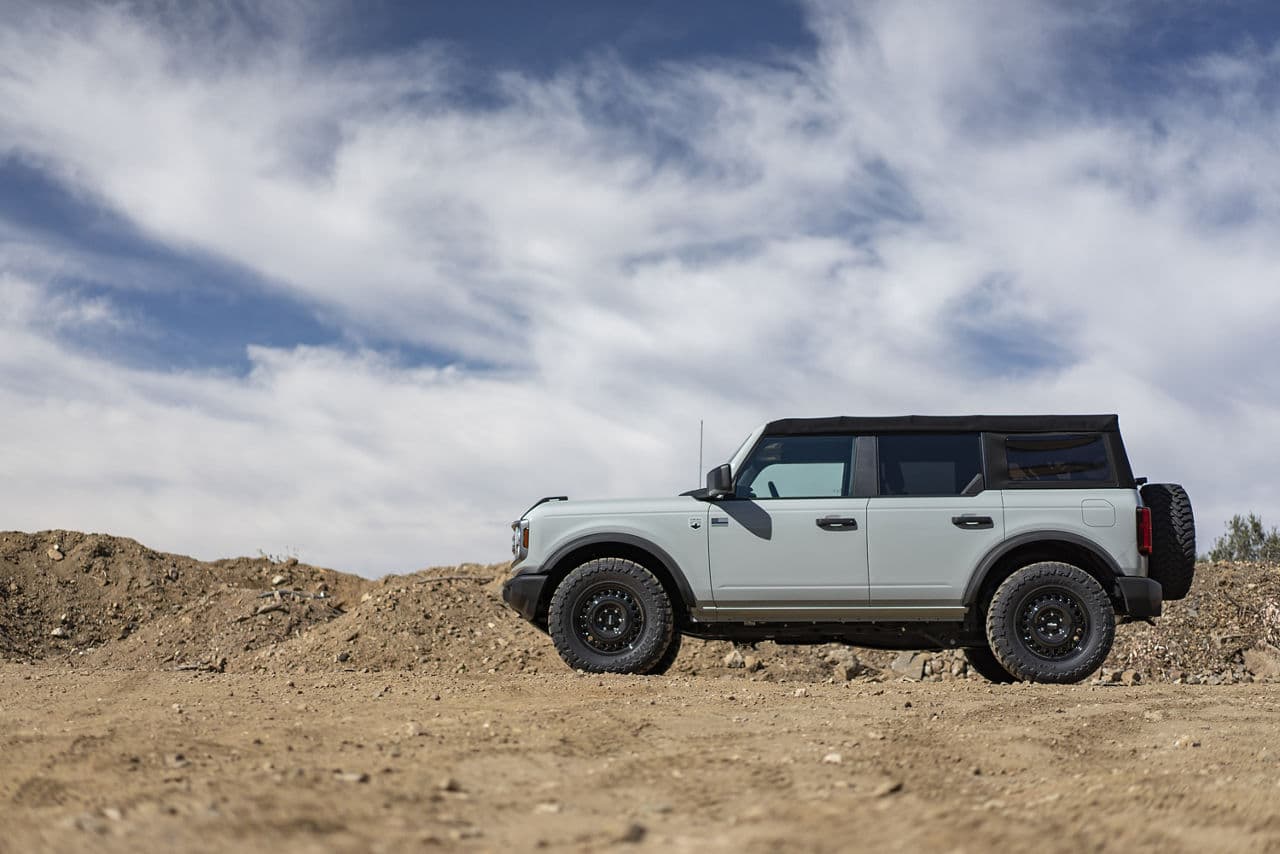 Side profile of 2021 Ford Bronco with truck suv wheels