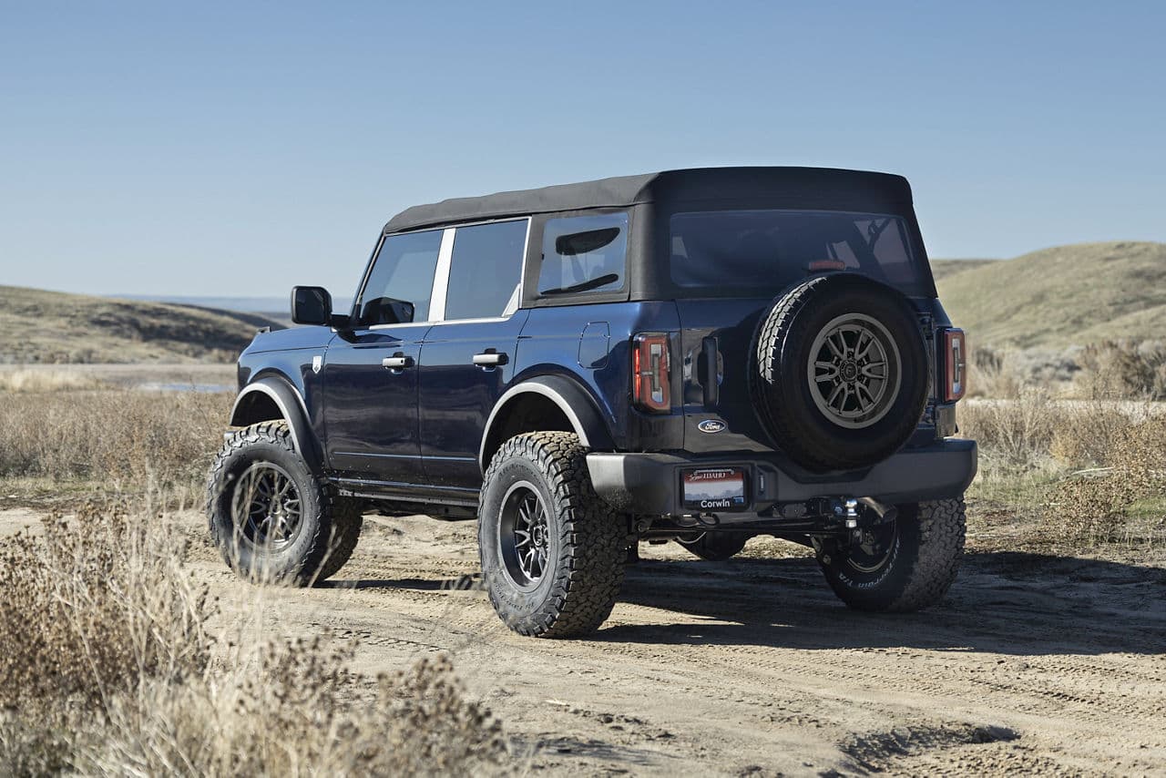 Front view of 2021 Ford Bronco with wheels