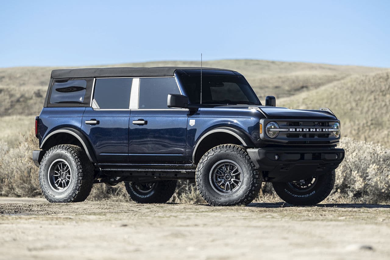 Side profile of 2021 Ford Bronco with wheels