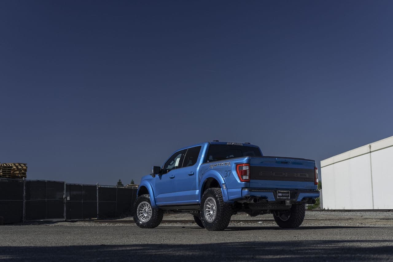 Front view of 2021 Ford F150 Raptor with wheels