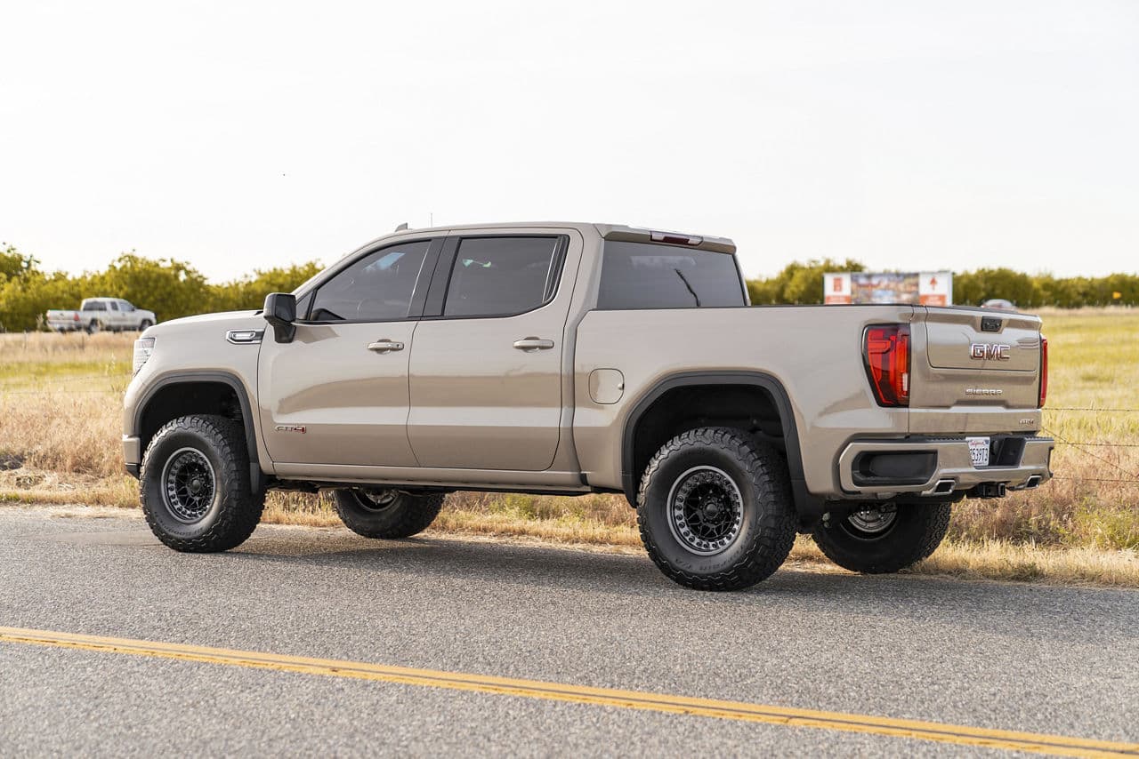 Side profile of 2021 GMC Sierra with wheels