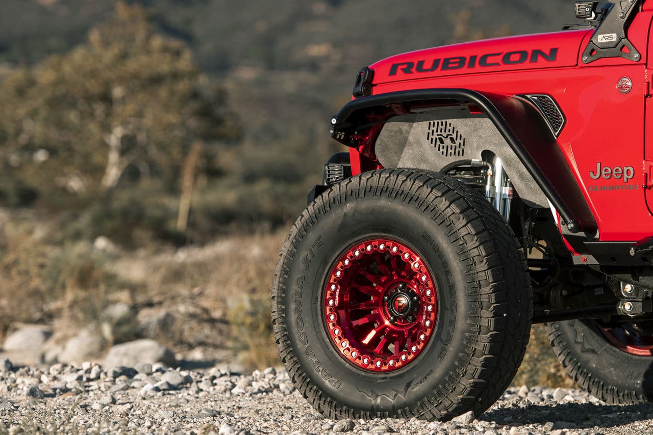 Rear view of 2021 Jeep Gladiator with truck suv wheels