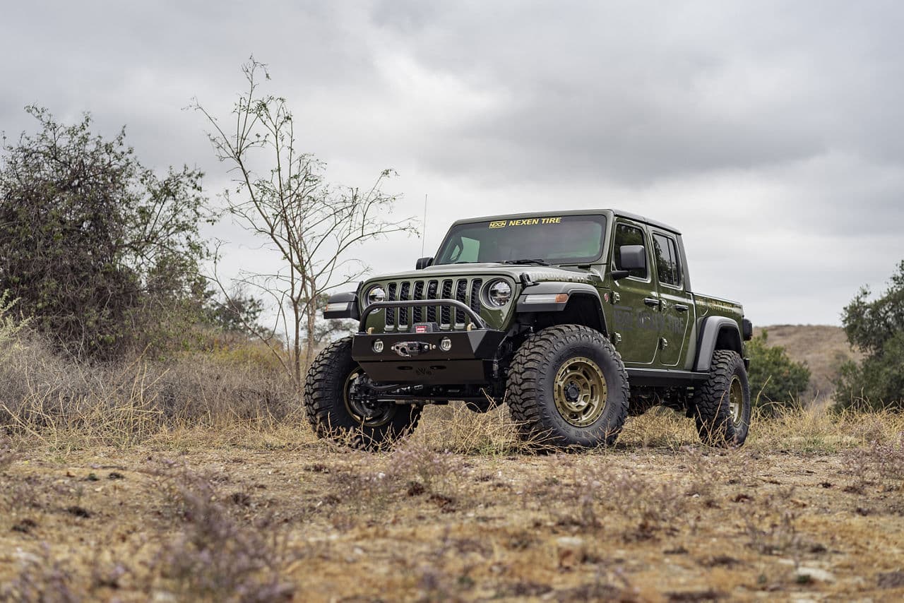 Rear view of 2021 Jeep Gladiator with wheels