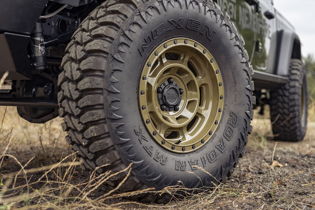 Interior of 2021 Jeep Gladiator with wheels