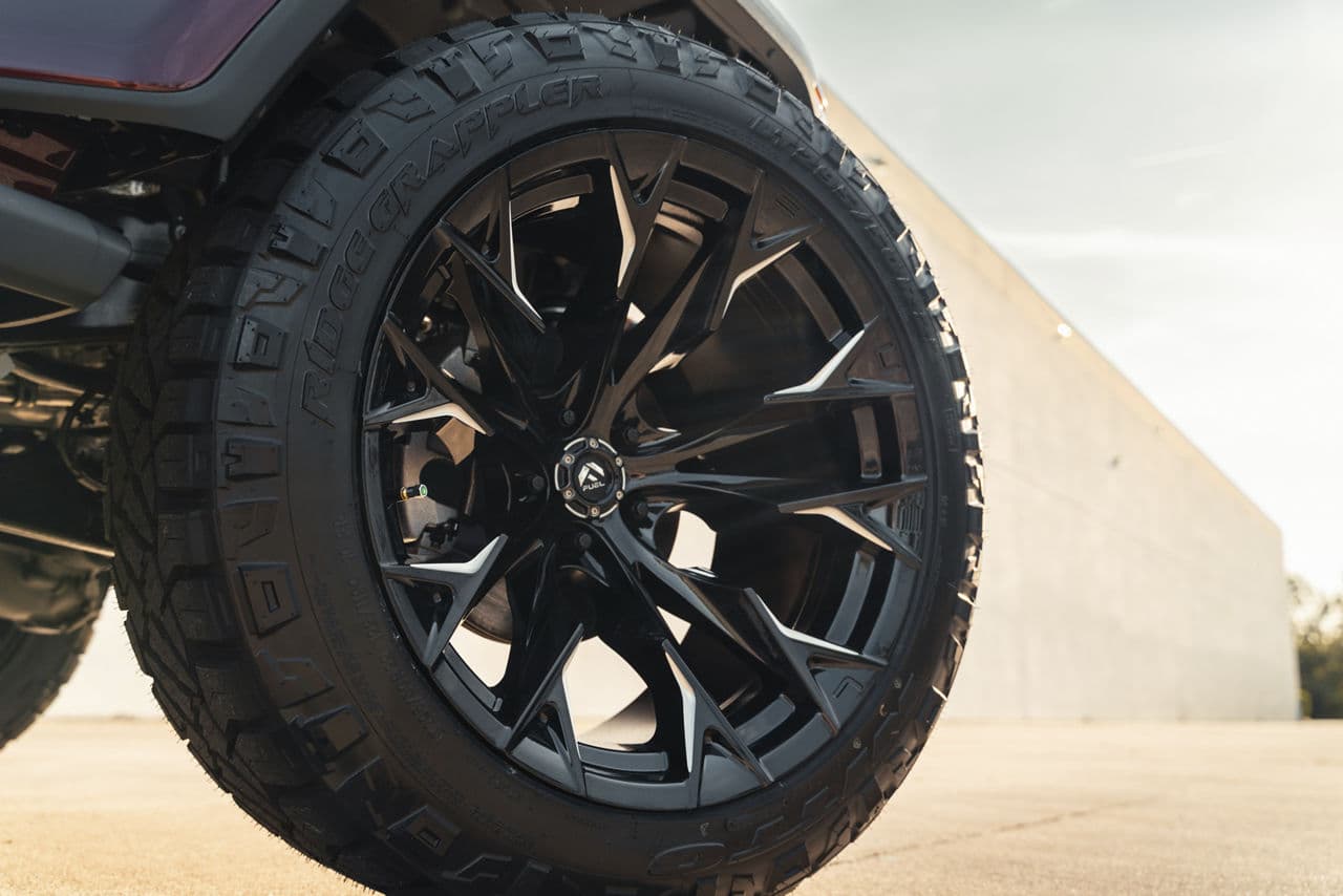 Interior of 2021 Jeep Gladiator with wheels