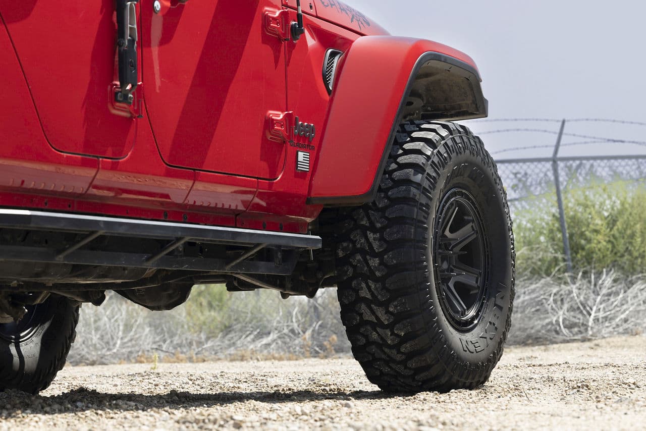 Detail view of 2021 Jeep Gladiator with wheels