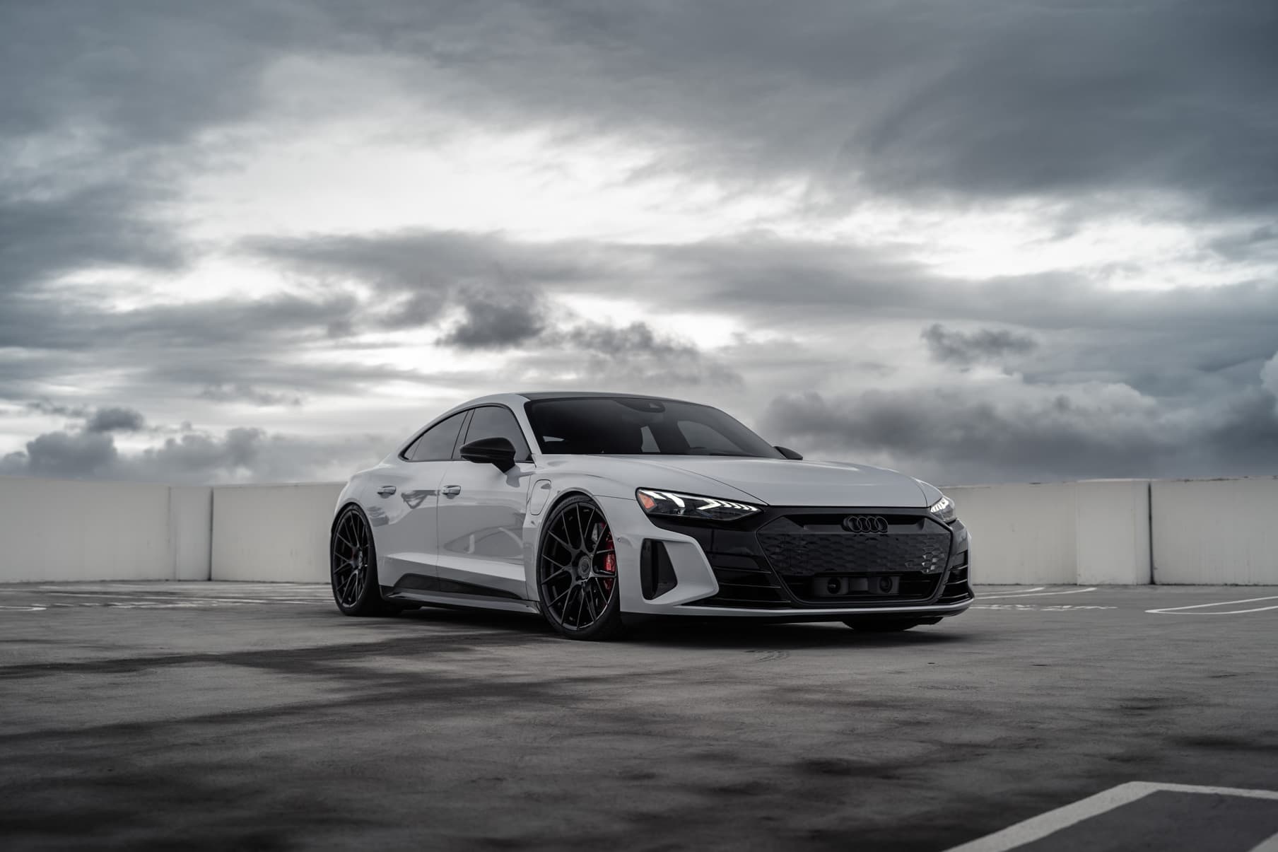 2022 Audi RS E-Tron GT — truck suv wheels, side profile