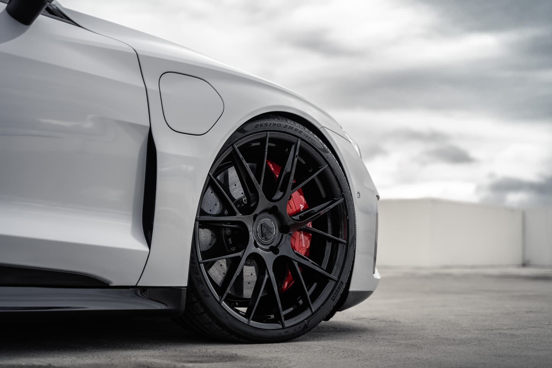 2022 Audi RS E-Tron GT — truck suv wheels, detail view
